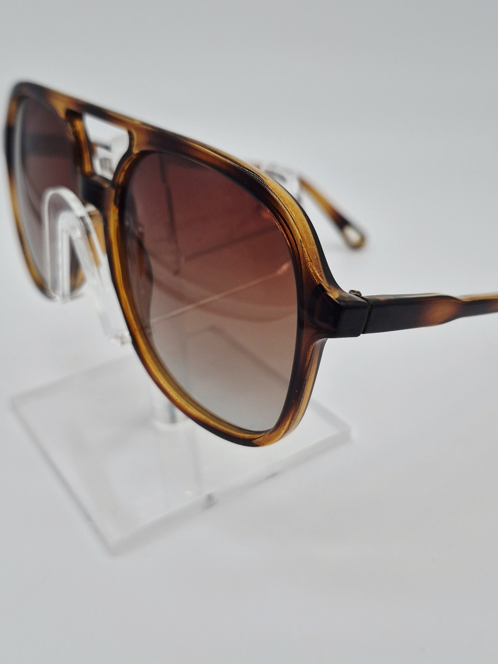 Better Days Men's Tortoiseshell Sunglasses - Brown Gradient Lenses